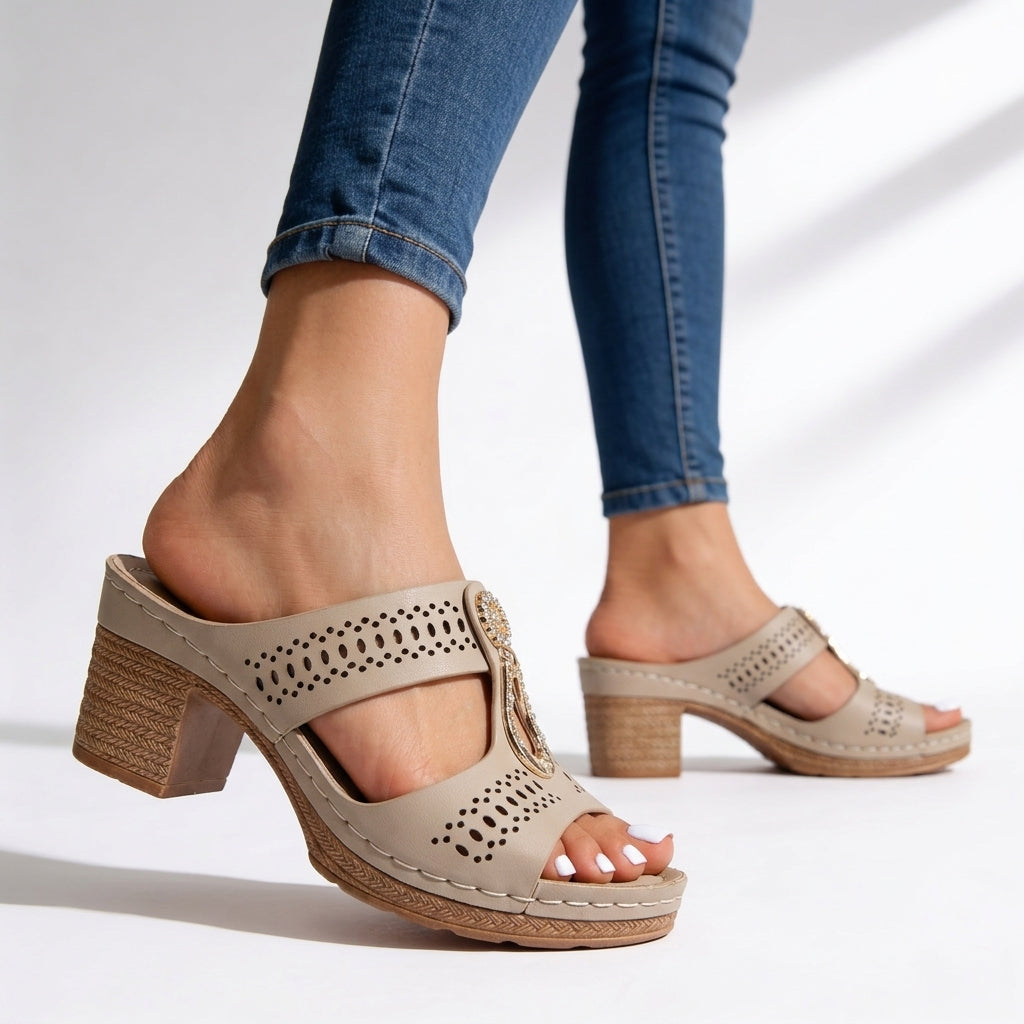 Anna Rae | Block Heel Sandals
