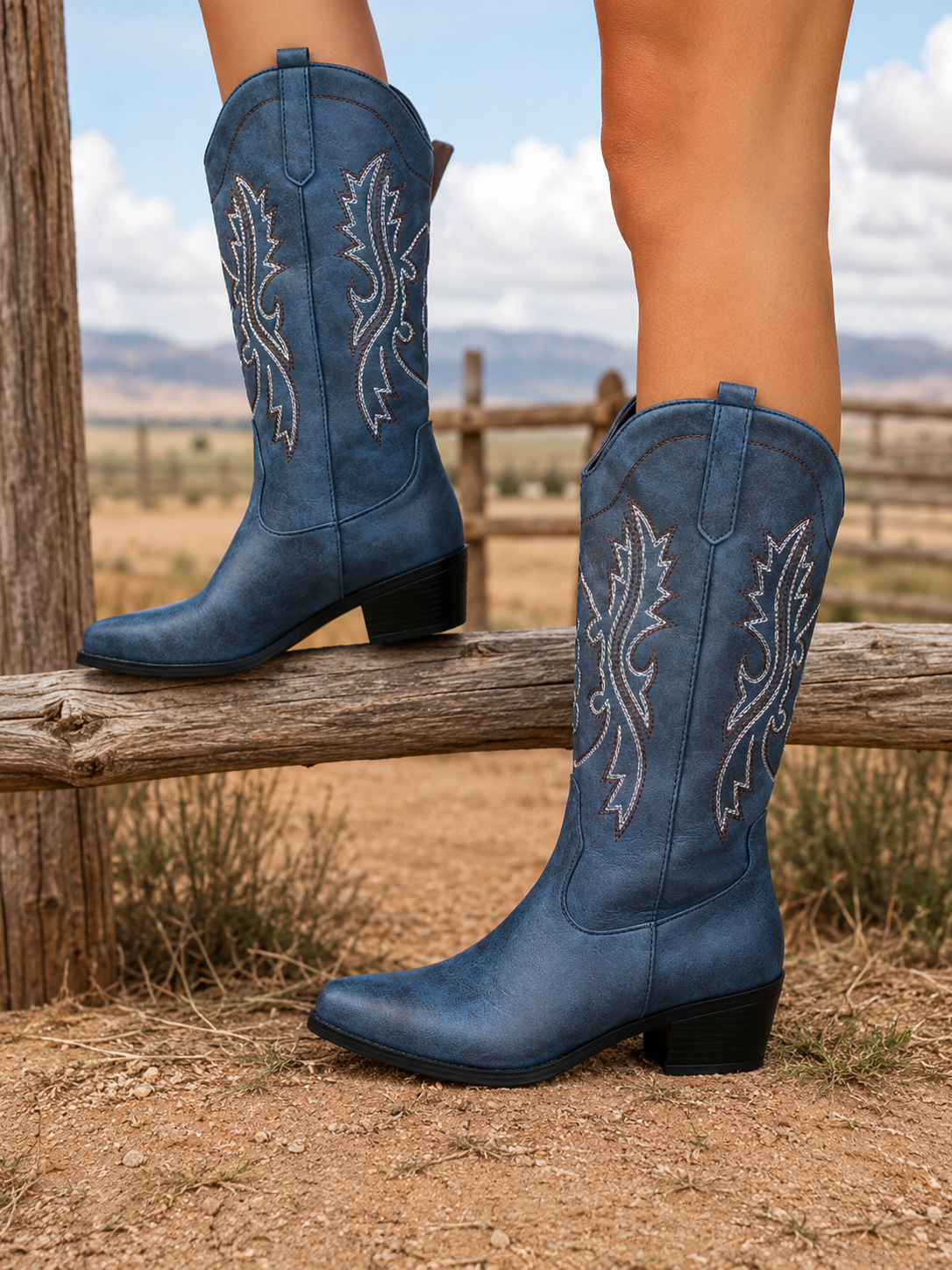 Cerys | Embroidered Western Boots