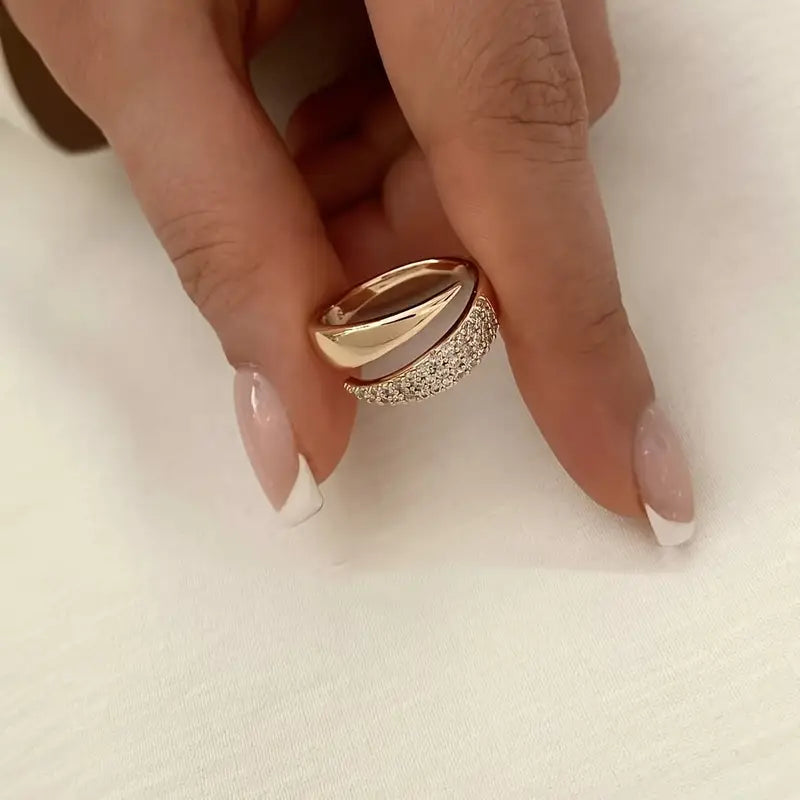 Elegant Gold Ring | Symbol of Strength, Hope & Solidarity