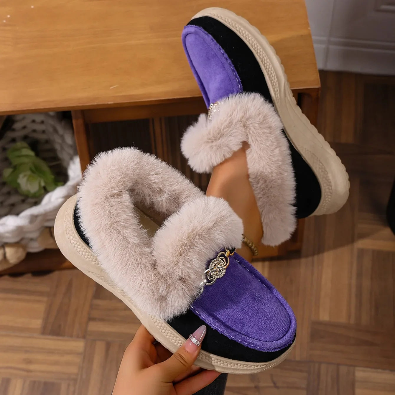 Valeria | Lodge Fur Loafers