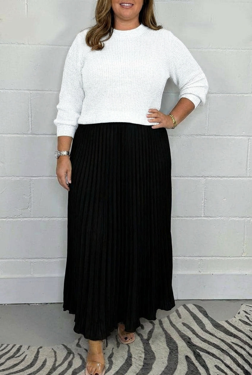 Claudia - Maxi dress with sweater and pleated skirt