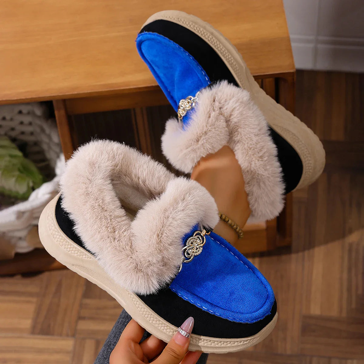Valeria | Lodge Fur Loafers