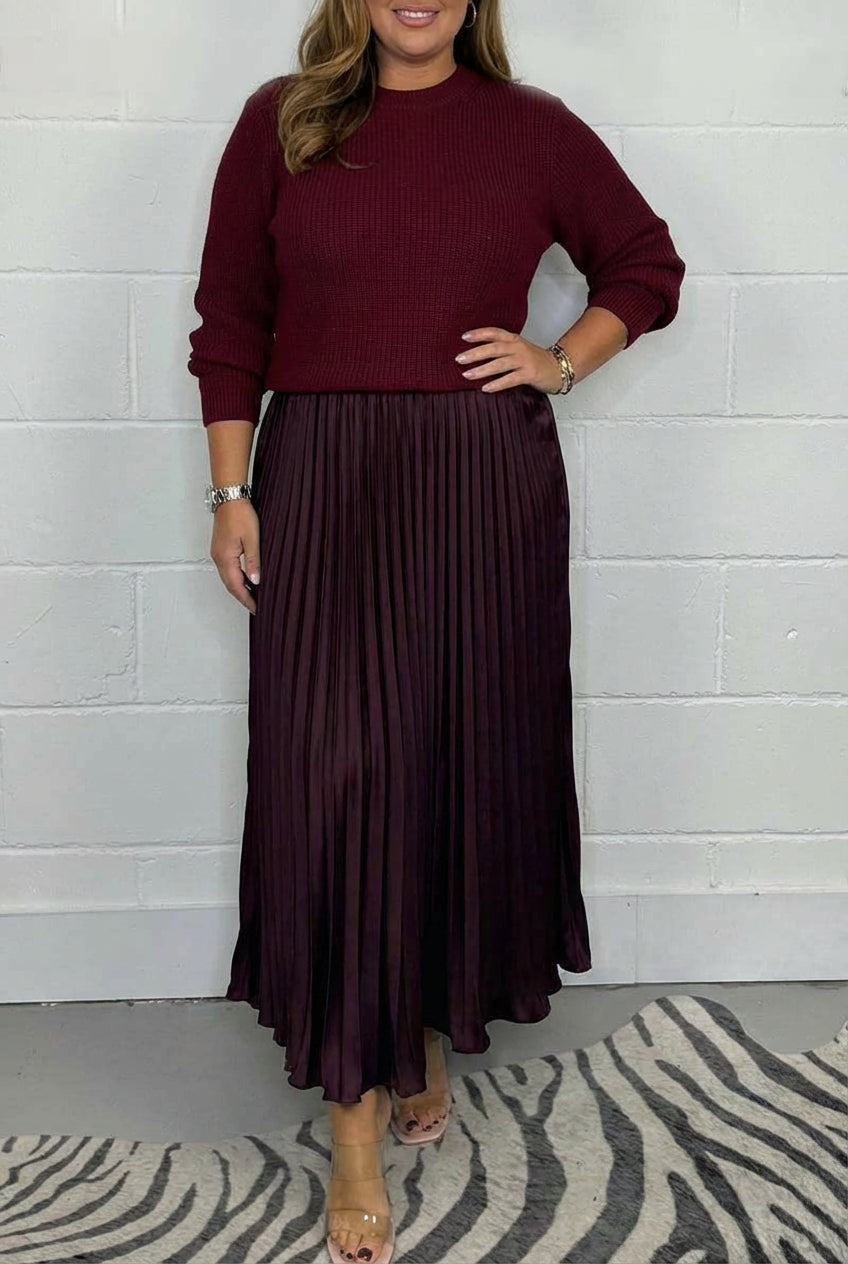 Claudia - Maxi dress with sweater and pleated skirt